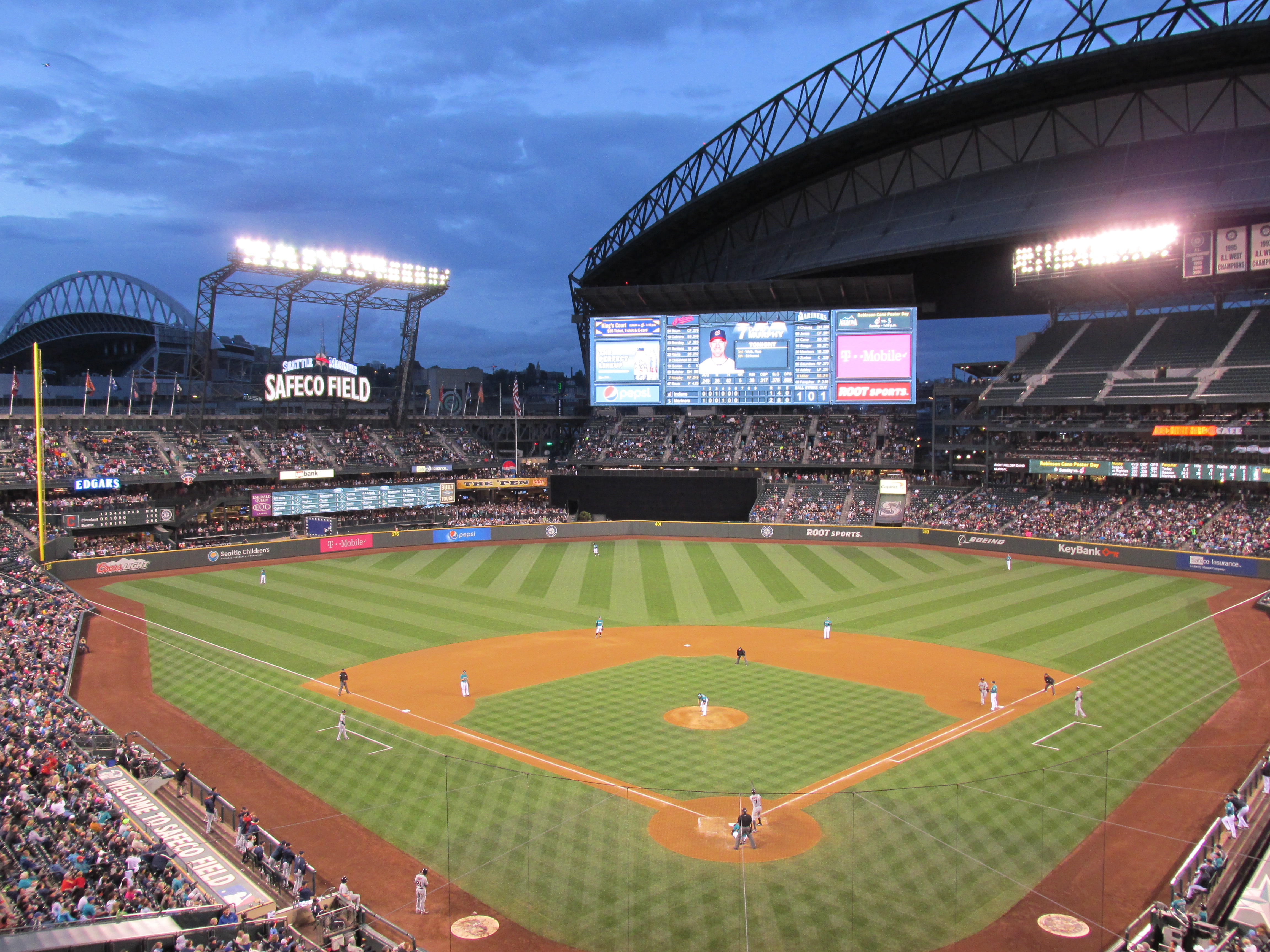 Seattle Sports Blog: Magical night at Safeco Field