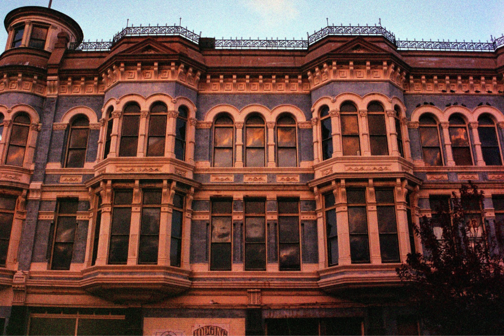 An image of an ornate building structure.